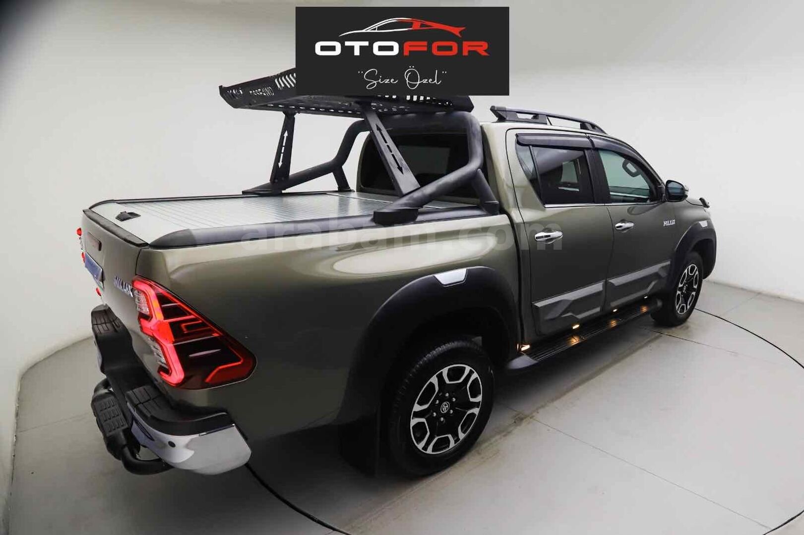 HATASIZ BOL EKSTRALI TOYOTA HILUX 2.4 HI-CRUISER 4X4 OTOMATİK 3