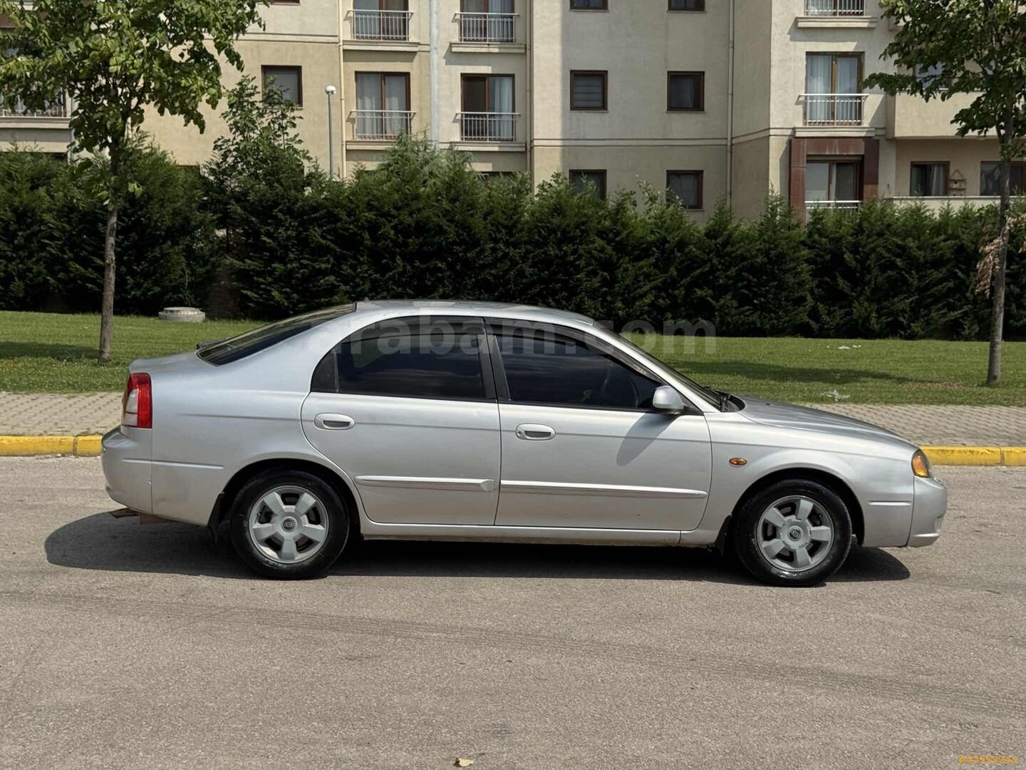 Galeriden Kia Shuma LS 2002 Model Kocaeli 276.000 km Gri 2