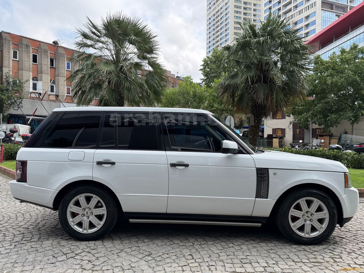 EGARAJ | 2011 RANGE ROVER 3.6 TDV8 HSE 6