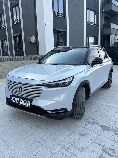 2023 HONDA HRV 1.5 HYBRİD STYLE HATA BOYA TRAMER YOK 27 BİN KM