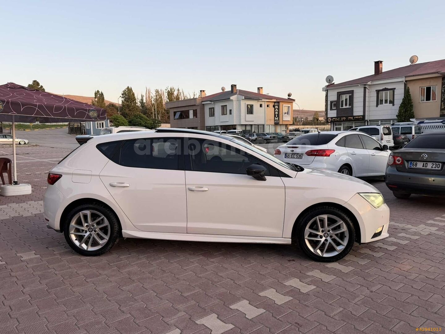 Galeriden Seat Leon 1.6 TDI Style 2016 Model Van 194.000 km Beyaz 5