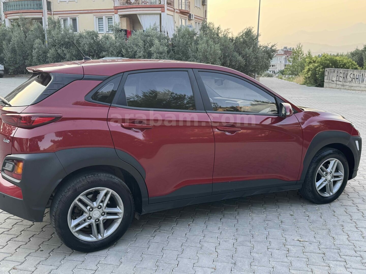 Galeriden Hyundai Kona 1.6 CRDI Style 2019 Model Muğla 298.000 km Kırmızı 4