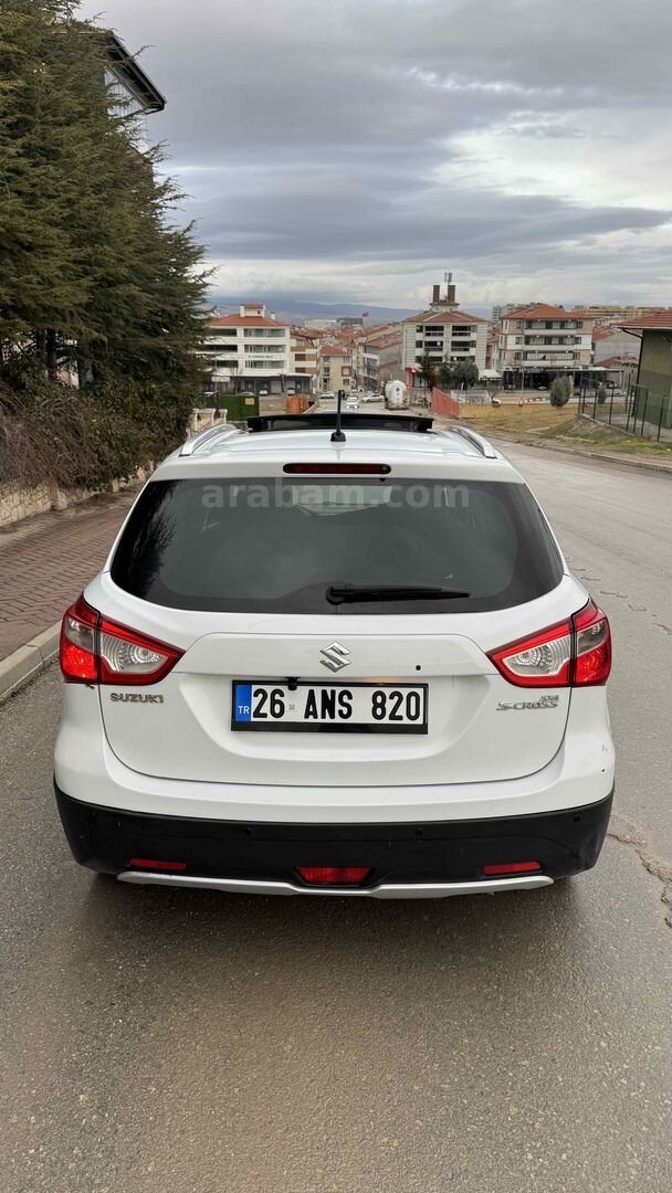 Sahibinden Suzuki SX4 S-Cross 1.6 GLX 2013 Model 3