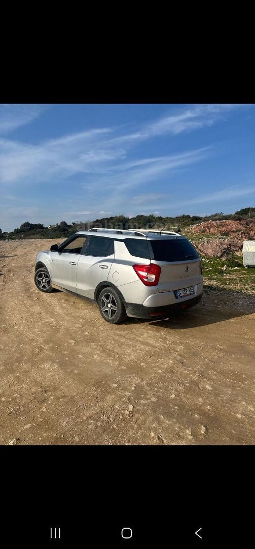 Sahibinden KGM SsangYong XLV 1.6 D Limited 2016 Model İzmir 155.000 km Gri (titanyum) 7