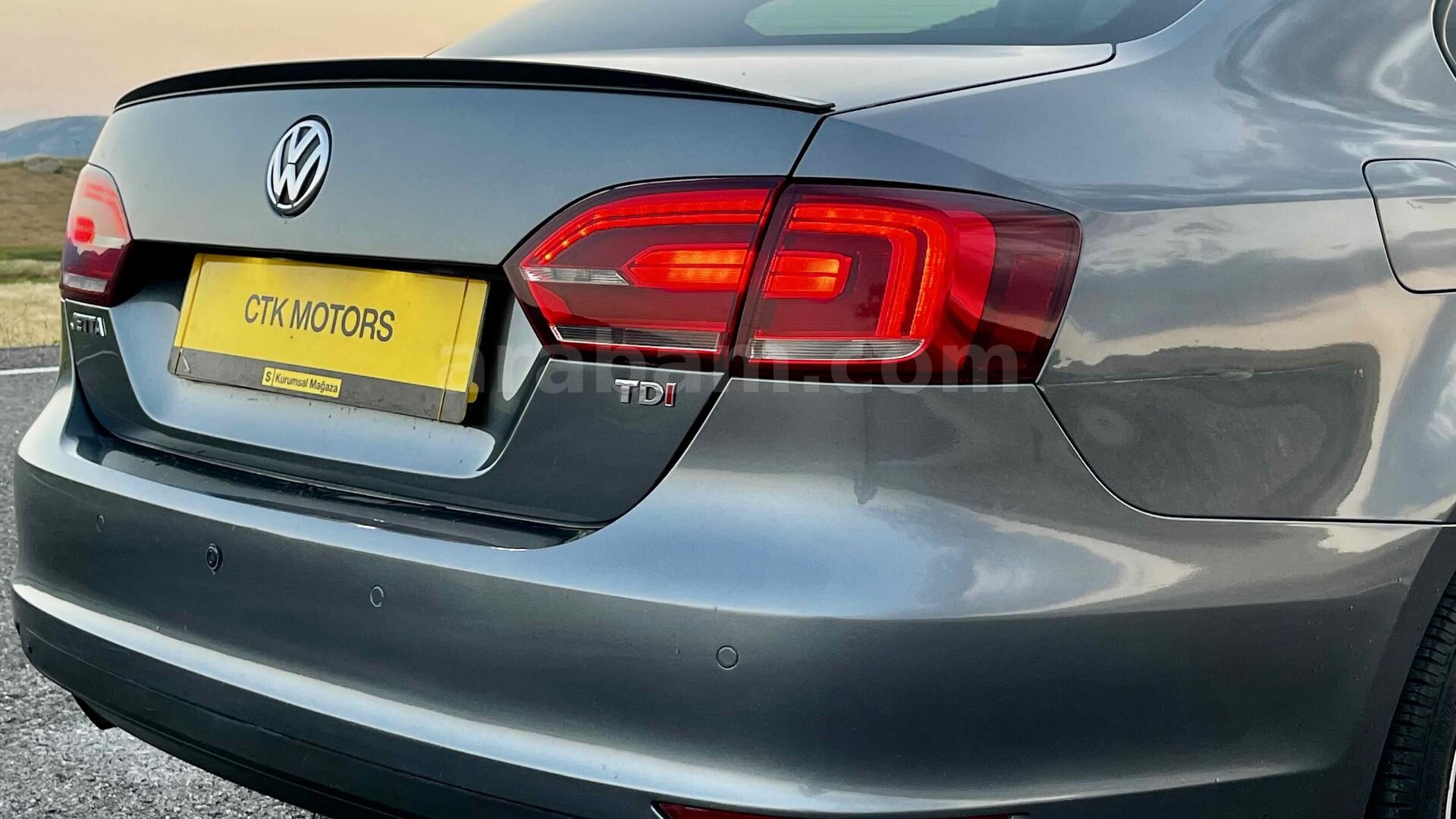 Galeriden Volkswagen Jetta 1.6 TDi Highline 2013 Model Yozgat 218.000 km Füme 6