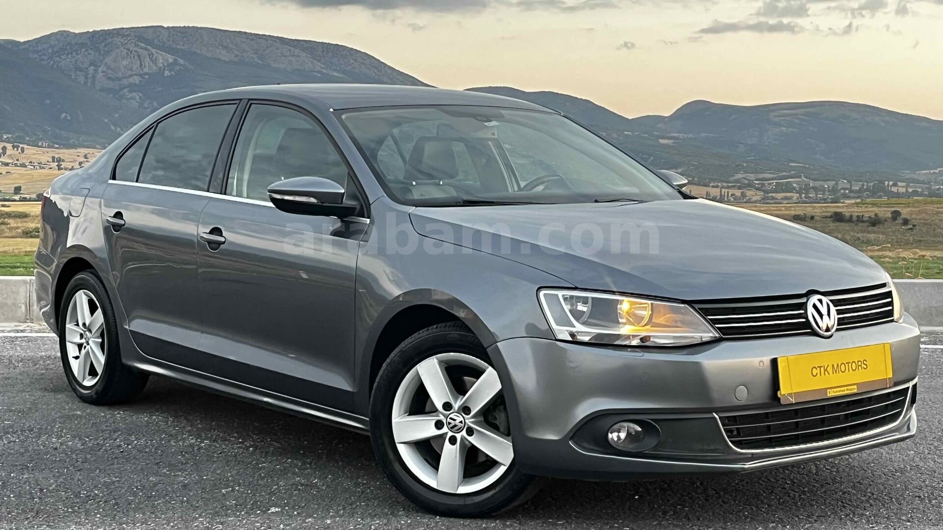 DEĞİŞENSİZ TRAMERSİZ TEK PARÇA BOYA - HIGHLİNE -
OTOMATİK JETTA