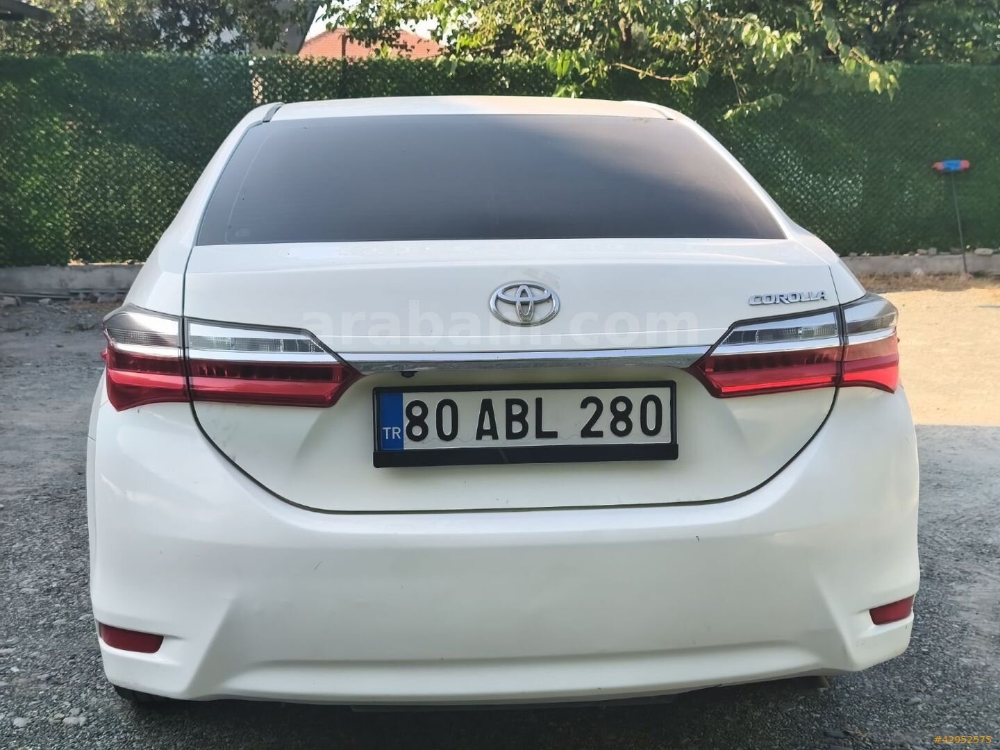 Galeriden Toyota Corolla 1.6 Touch 2016 Model Hatay 182.000 km Beyaz 7