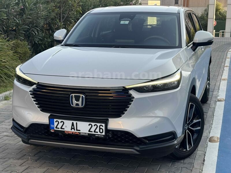 ÇETA-OTOMOTİV-HONDA-HR-V-1.5-E-HYBRİD-ADVANCE-1000-PEŞİNAT-36AY-SENET-0,99ORAN-2022