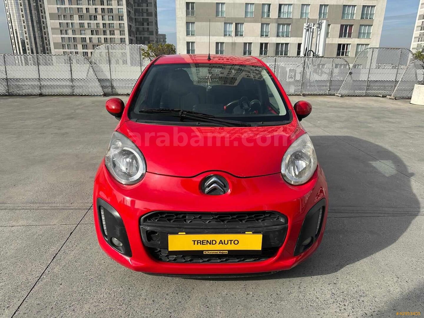 Galeriden Citroen C1 1.0 Confort 2013 Model İstanbul 157.000 km Kırmızı 3
