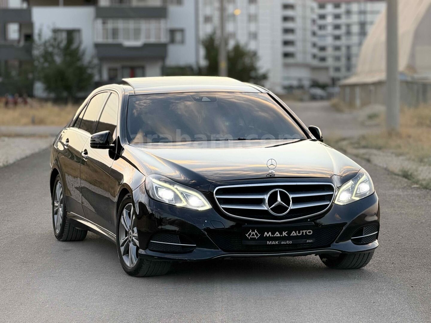 Mercedes - Benz E 250 CDI Elite 2014 Model 5