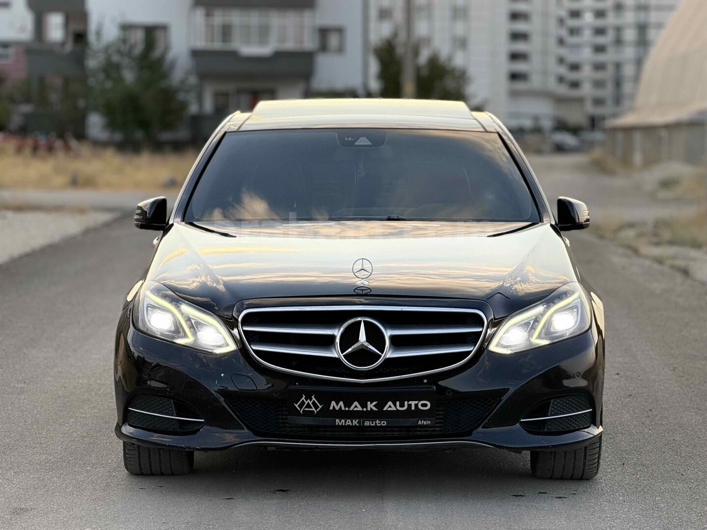 Mercedes - Benz E 250 CDI Elite 2014 Model 3