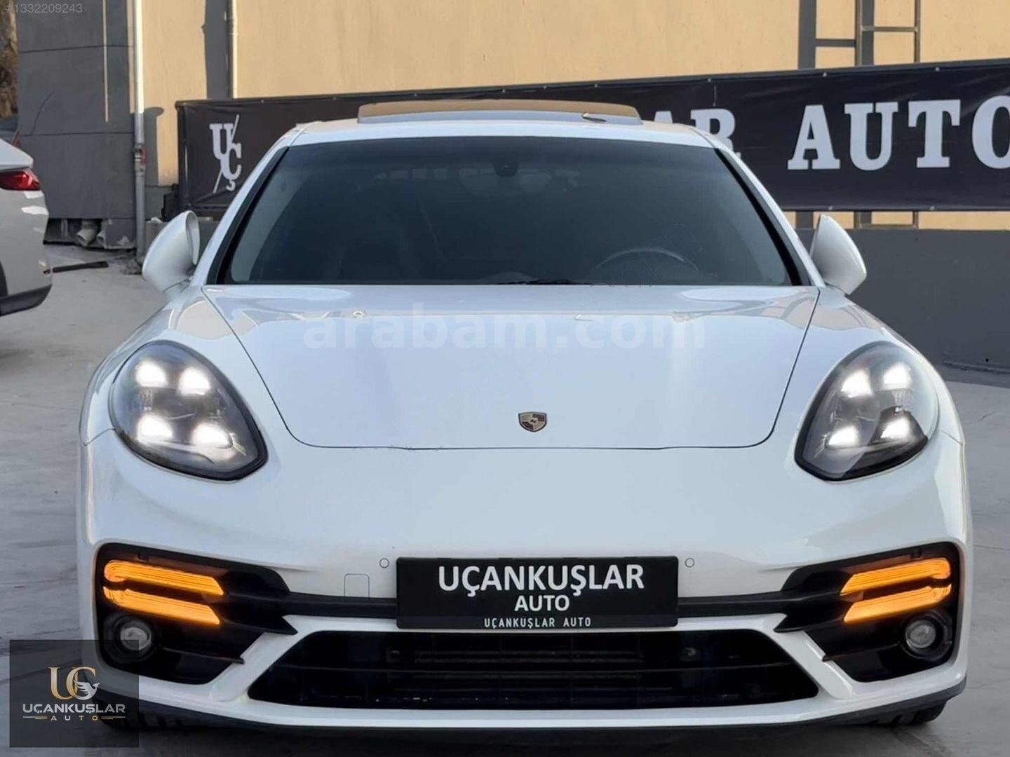 Galeriden Porsche Panamera 4 2011 Model İzmir 170.000 km Beyaz 1