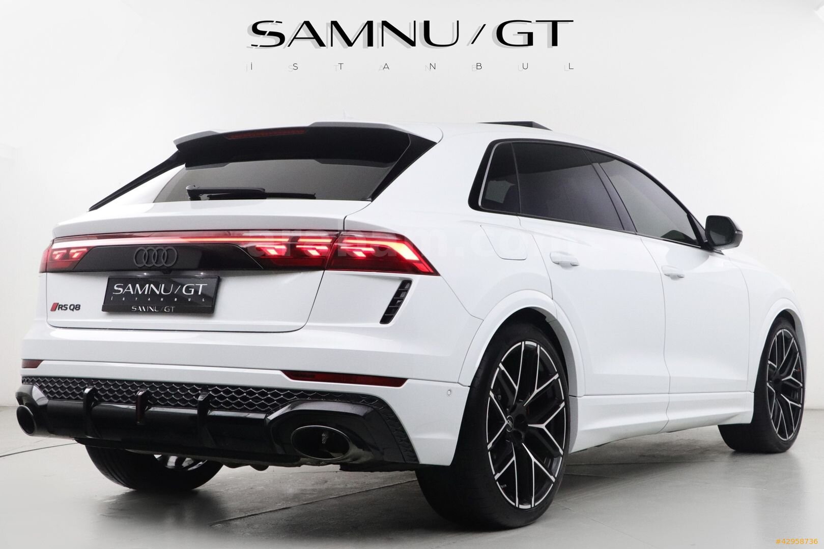 ŞAMNU/GT'DEN YENİ AUDİ RSQ8 PERFORMANCE 640HP SEDEFLİ BEYAZ 5