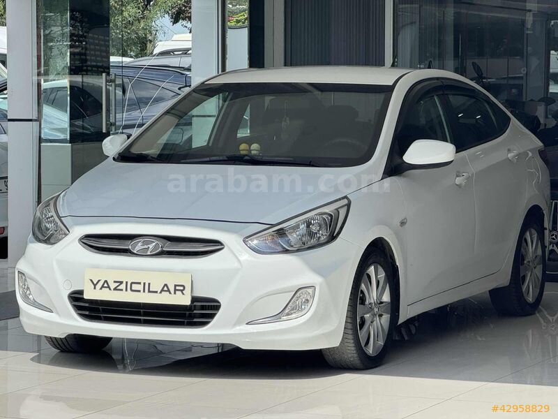 YAZICILAR'DAN 2016 ACCENT BLUE MODE PLUS 126 BİN KARTA 12 TAKSİT