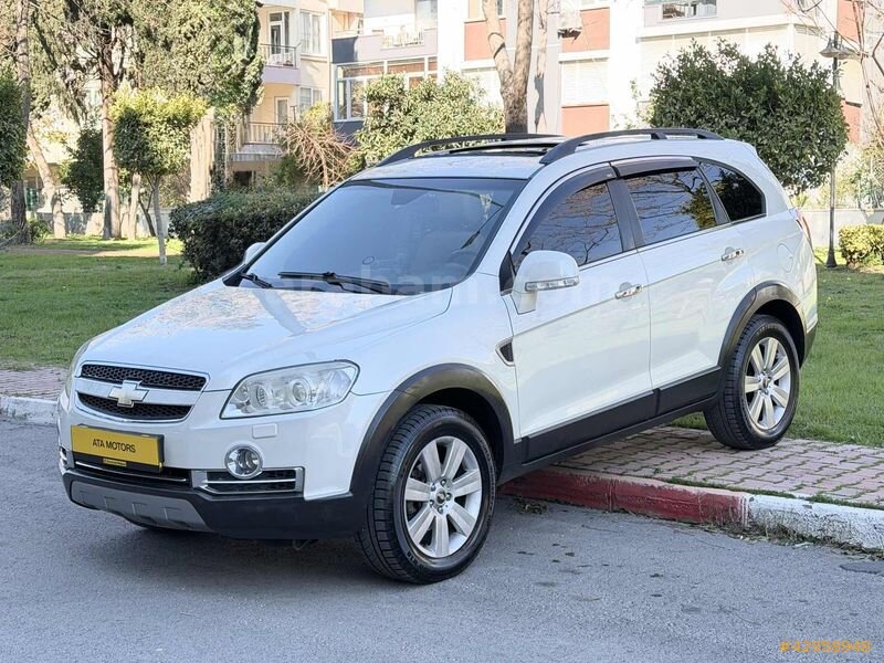 2013 ÇIKIŞLI HATASIZ AYARINDA EN DOLUSU 7 KOLTUKLU CAPTİVA