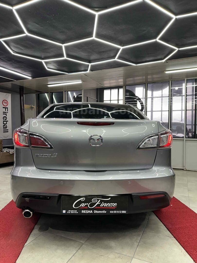 Sahibinden Mazda 3 1.6 Impressive 2011 Model 4