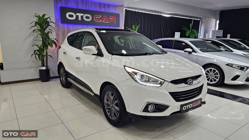 CAM TAVANLI OTOMATİK İX35(700 BİN 36 AAY KREDİ İMKANI)