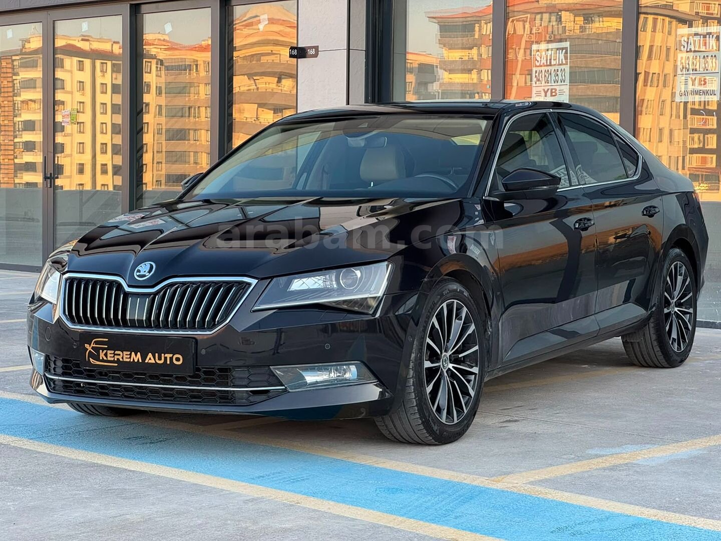 2016 SUPERB 2.0 TDI 4X4 LAURIN&KLERMENT HATASIZ BOYASIZ 187 BİNDE 6