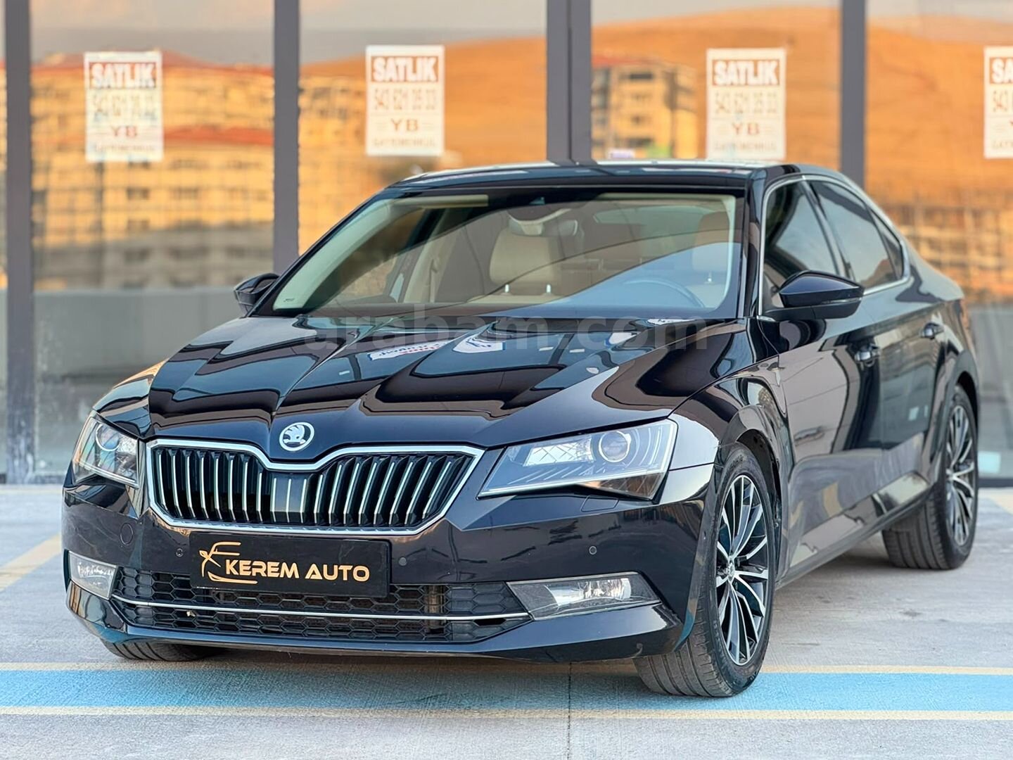 2016 SUPERB 2.0 TDI 4X4 LAURIN&KLERMENT HATASIZ BOYASIZ 187 BİNDE 7