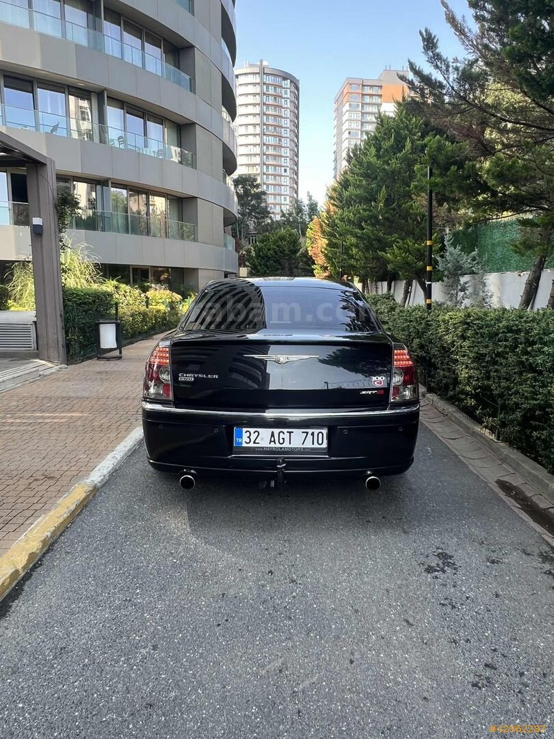Galeriden Chrysler 300 C 3.0 CRD 2007 Model İstanbul 299.000 km Siyah 7