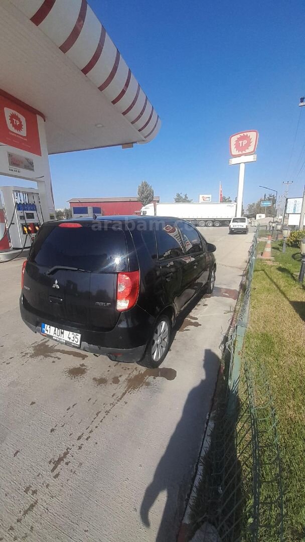 Sahibinden Mitsubishi Colt 1.3 Invite 2009 Model 235.000 km Siyah 5