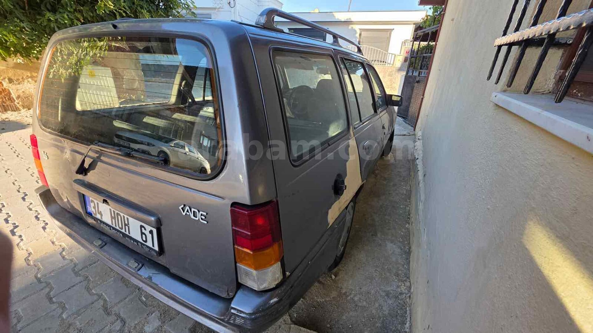 Sahibinden Opel Kadett 1.6 1988 Model İstanbul 200.000 km Gri (metalik) 4