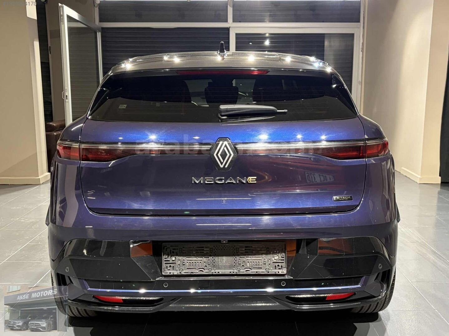 Galeriden Renault Megane E-Tech Techno 2023 Model İstanbul 32.000 km Lacivert 7