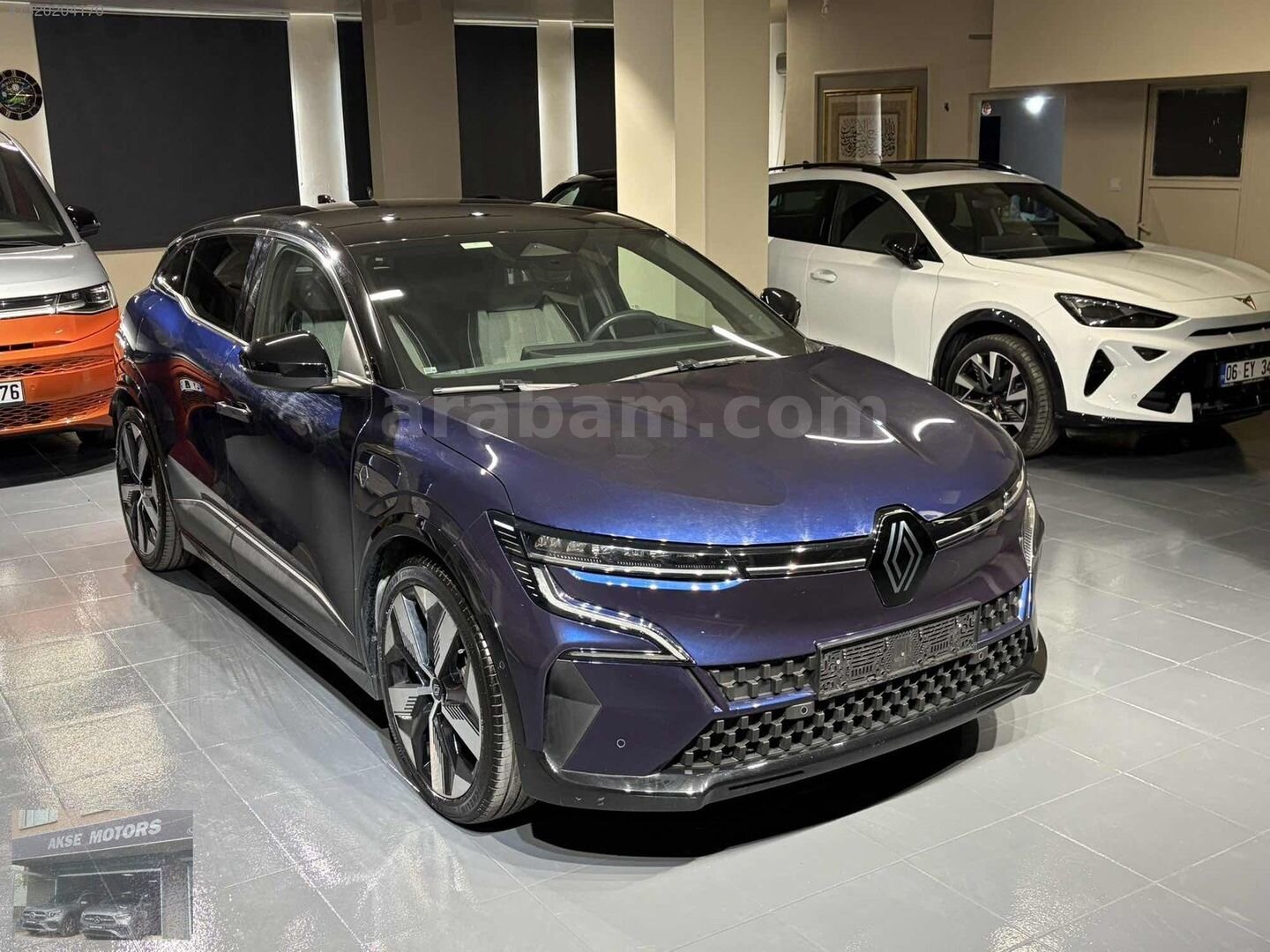 Galeriden Renault Megane E-Tech Techno 2023 Model İstanbul 32.000 km Lacivert 2
