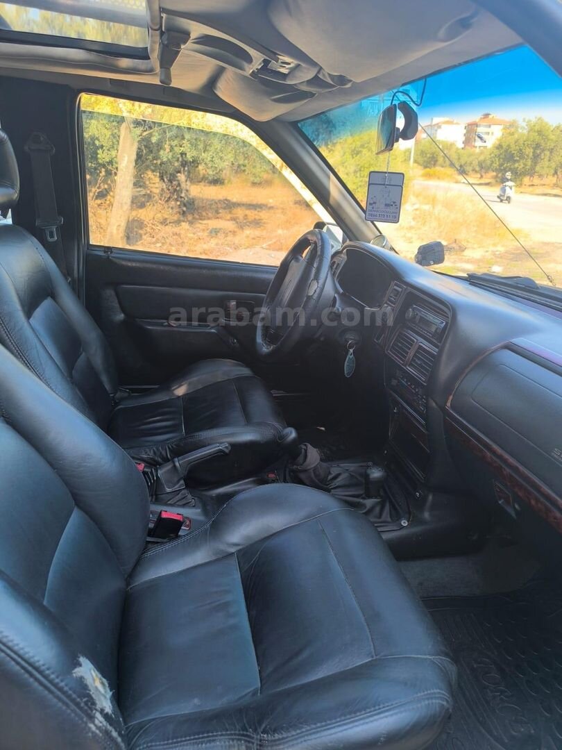 Galeriden Opel Frontera 2.2 1997 Model Balıkesir 400.000 km Gri 6