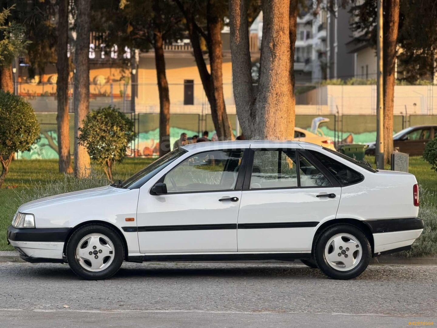 Galeriden Fiat Tempra 1.6 SX AK 1992 Model Denizli 185.000 km Beyaz 5