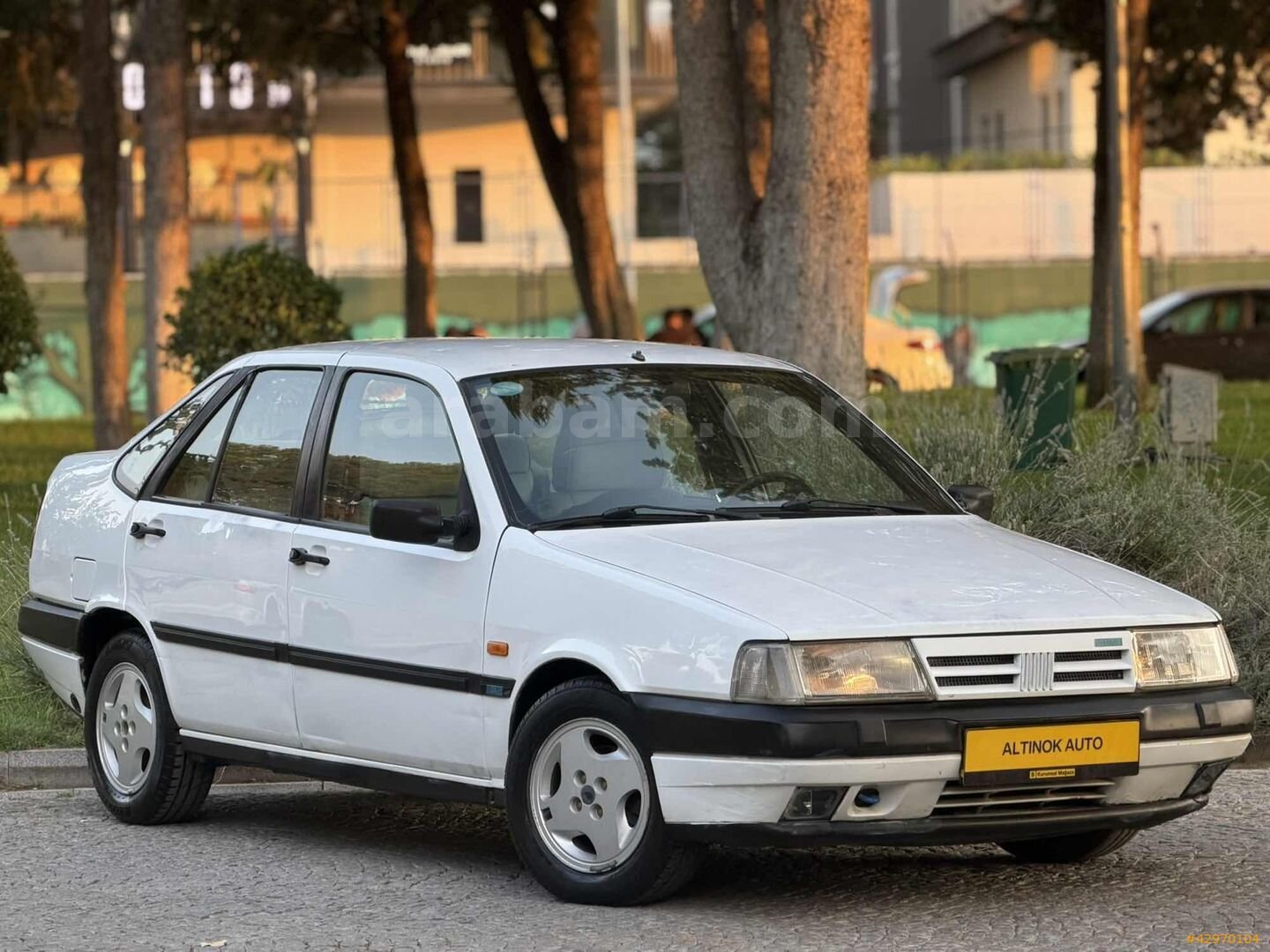 Galeriden Fiat Tempra 1.6 SX AK 1992 Model Denizli 185.000 km Beyaz 3