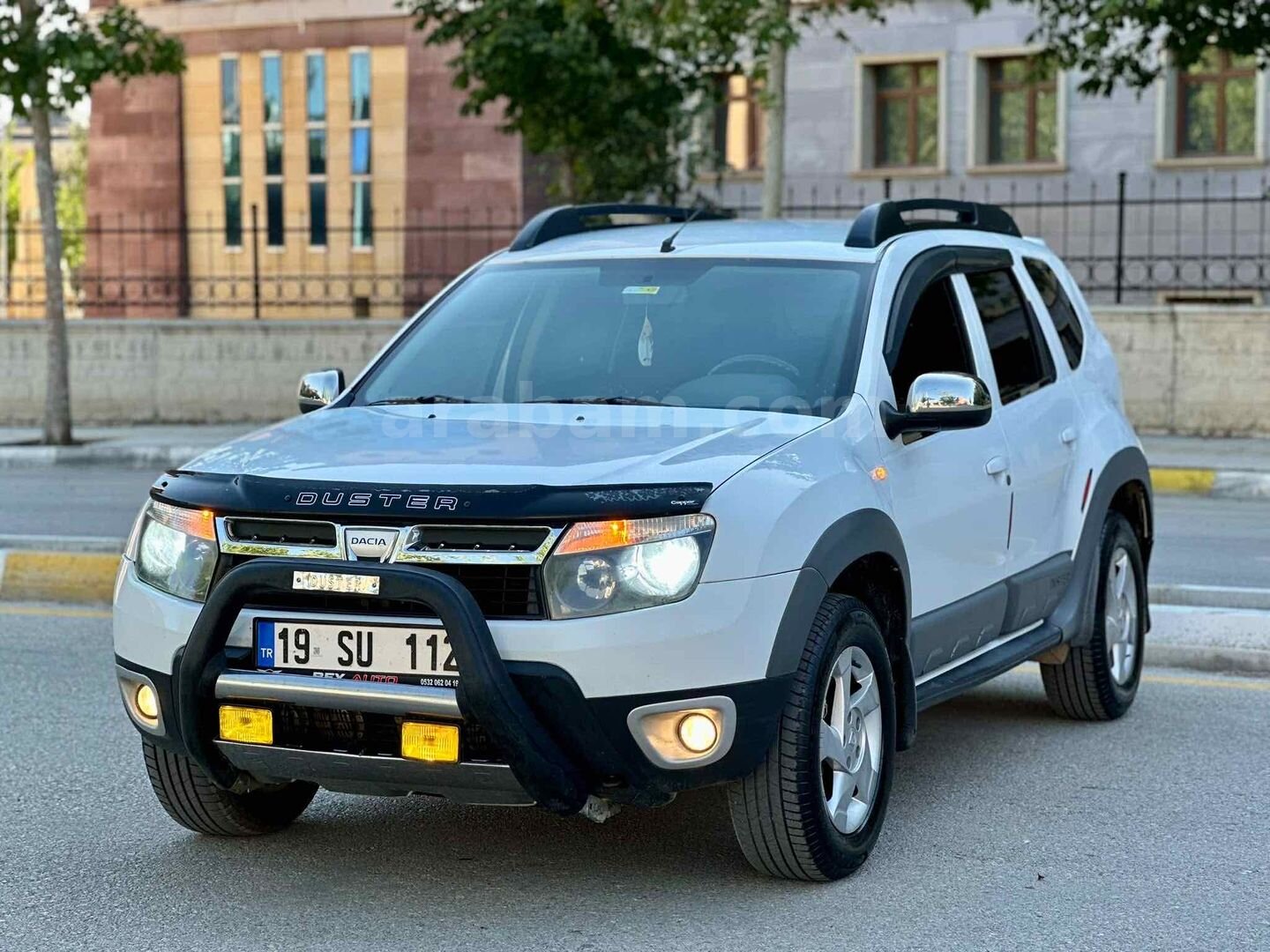 DACİA DUSTER 1.5 DCİ LAUREATE 2011 MODEL ÇORUM