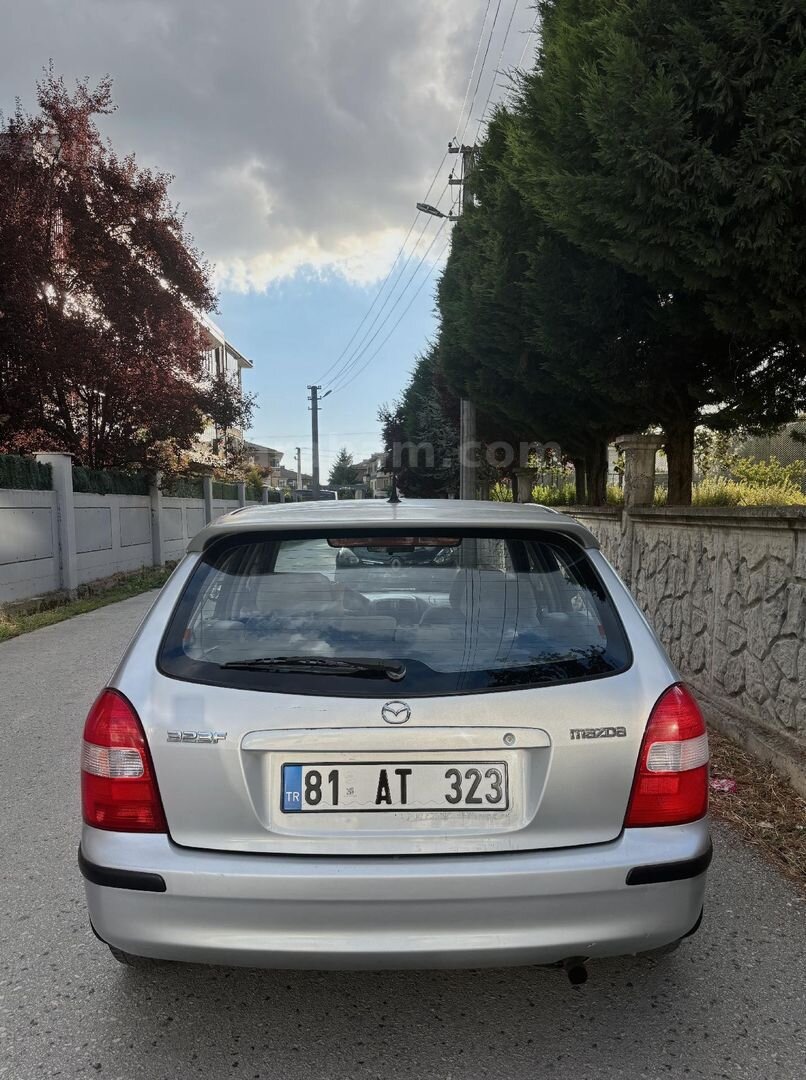 Sahibinden Mazda 323F Astina 121.000 km'de Klima 2 Airbag 5