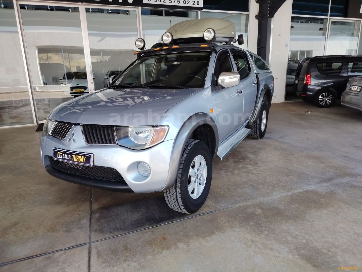 GALERİ TURGAY'DAN 2009 MODEL MITSUBISHI L200 4X2 ÇEKİ DEMİRLİ