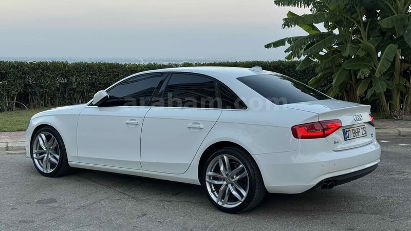 Galeriden Audi A4 Sedan 2.0 TDI Quattro 2013 Model Antalya 4