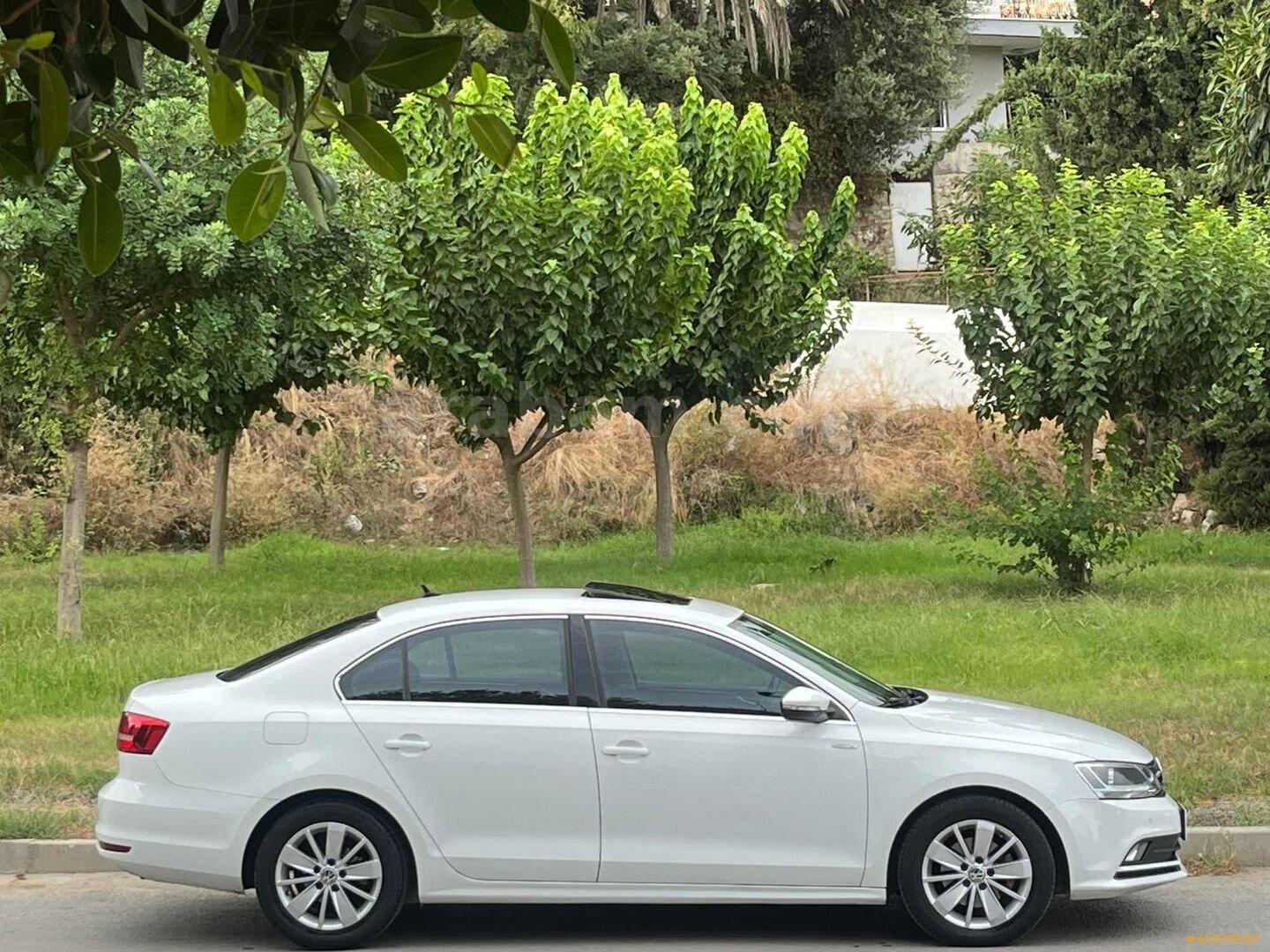 2015/Jetta/Beyaz/Dizel Otomatik/Comfortline/Sunroof/Bakımlı/ 5
