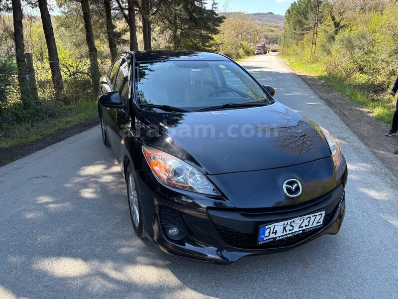 Sahibinden Mazda 3 1.6 Touring 2013 Model İstanbul 149,000 km Siyah