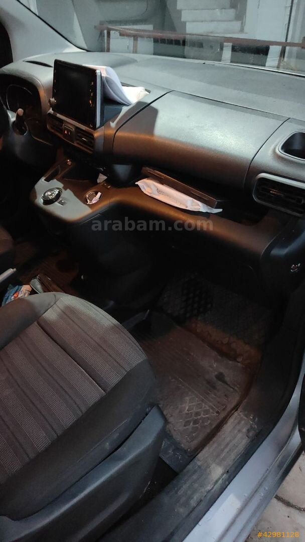 MUTİ MOTORS'TAN 2019 OPEL COMBO DİZEL OTOMATİK 7