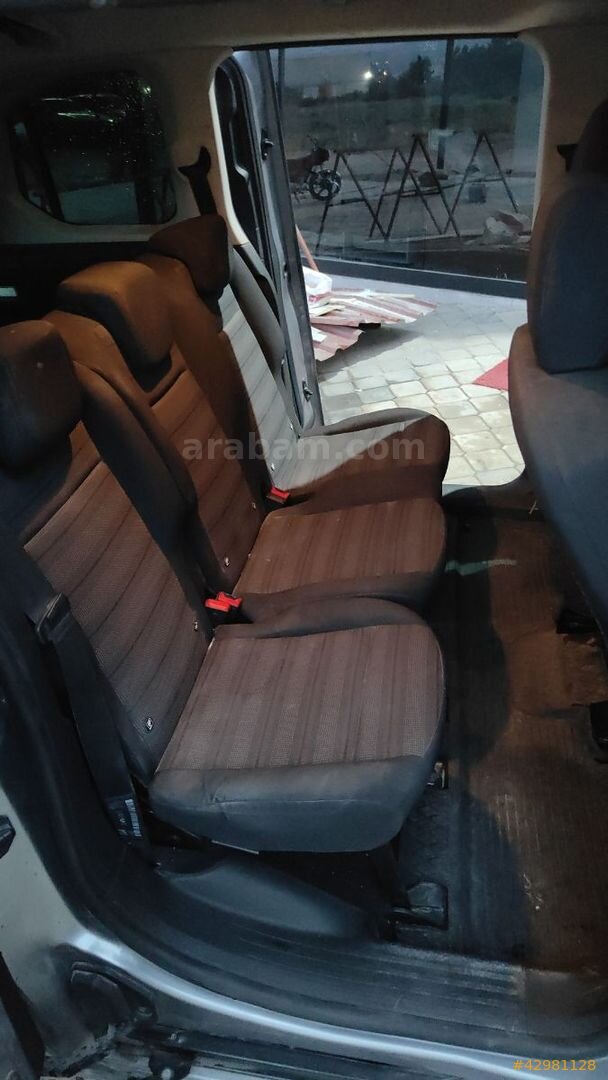 MUTİ MOTORS'TAN 2019 OPEL COMBO DİZEL OTOMATİK 6