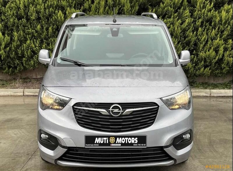 MUTİ MOTORS'TAN 2019 OPEL COMBO DİZEL OTOMATİK 1
