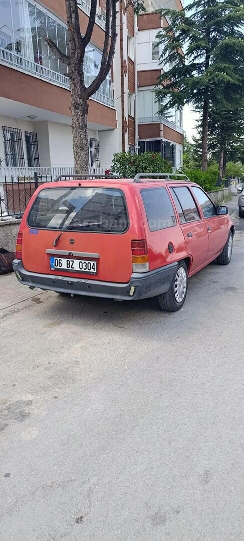 Sahibinden Opel Kadett 1.8 1991 Model Ankara 77.000 km Kırmızı 4