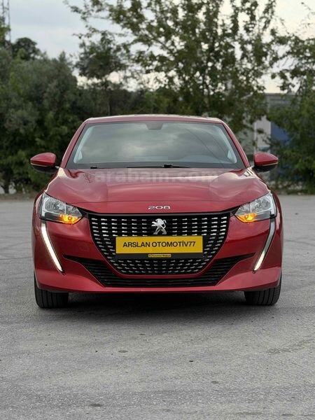 Galeriden Peugeot 208 1.2 PureTech Active 2021 Model Yalova 41.000 km Kırmızı