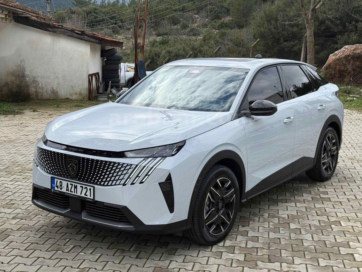 Galeriden Peugeot 3008 1.2 Hybrid Allure 2025 Model Muğla 4