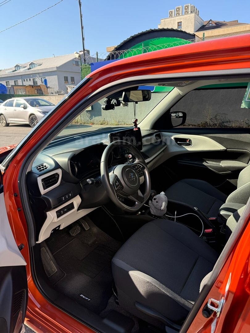 Sahibinden Suzuki Swift 1.2 Hibrit Life 2024 Hatasız Boyasız 7