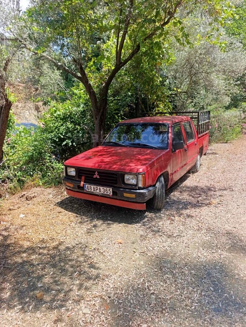 GALERİDEN MİTSUBİSHİ L 200 D/C ANTALYA