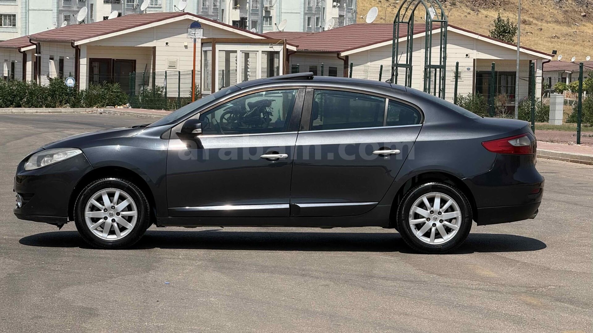 TOSYALI’DAN Renault Fluence 1.5 dCi Privilege 2011 Model Gaziantep 7