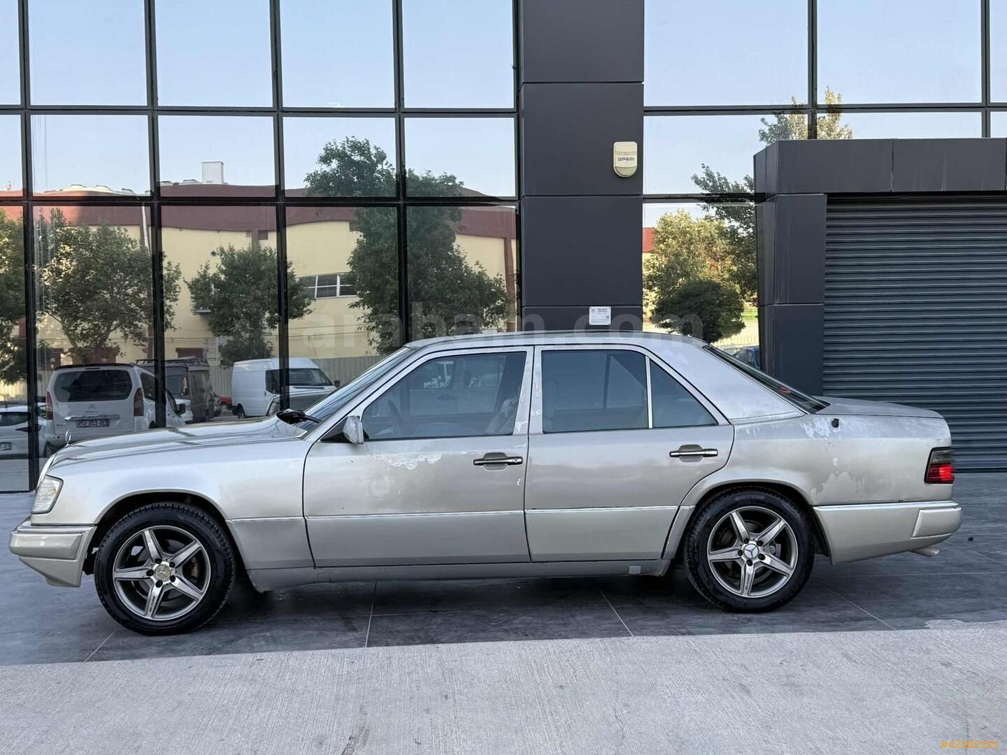 İLK SAHİBİN'DEN 1990 MODEL 200E 2009 TRAFİĞE ÇIKIŞLI 5