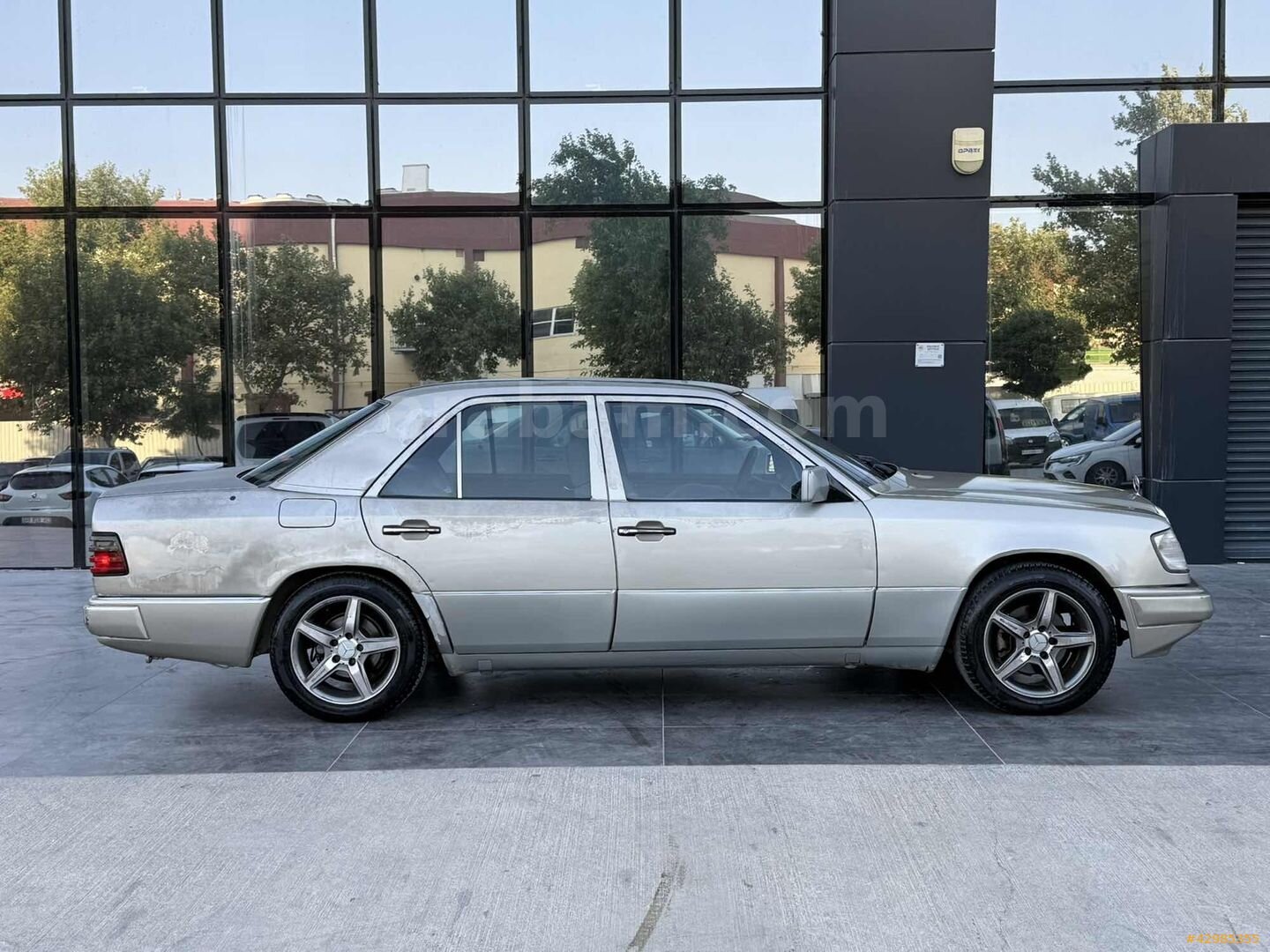 İLK SAHİBİN'DEN 1990 MODEL 200E 2009 TRAFİĞE ÇIKIŞLI 6