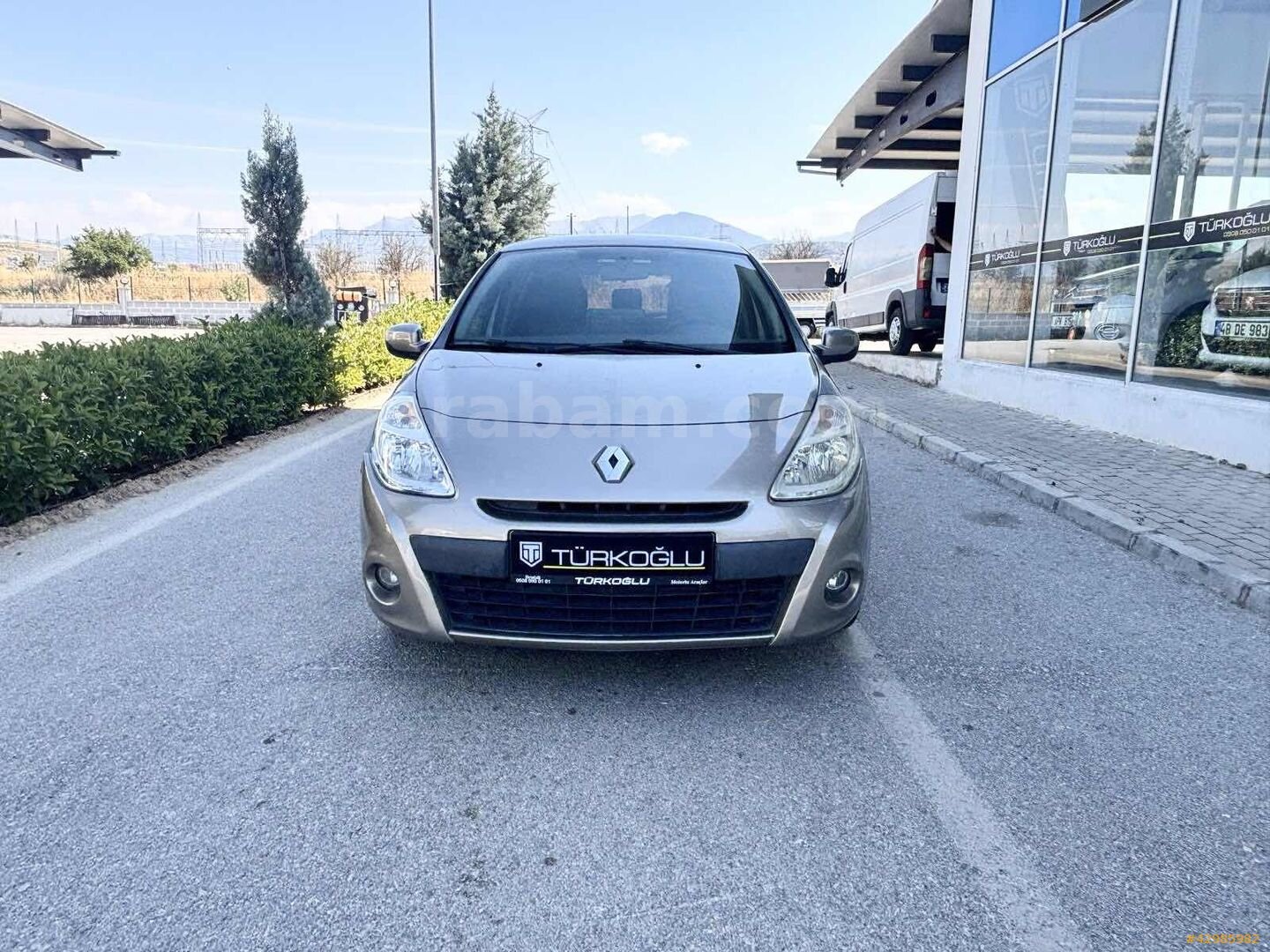 TÜRKOĞLUNDAN OTOMATİK CLİO 1.2 16W 152 BİN KM ( K.KARTI TAKSİT) 6