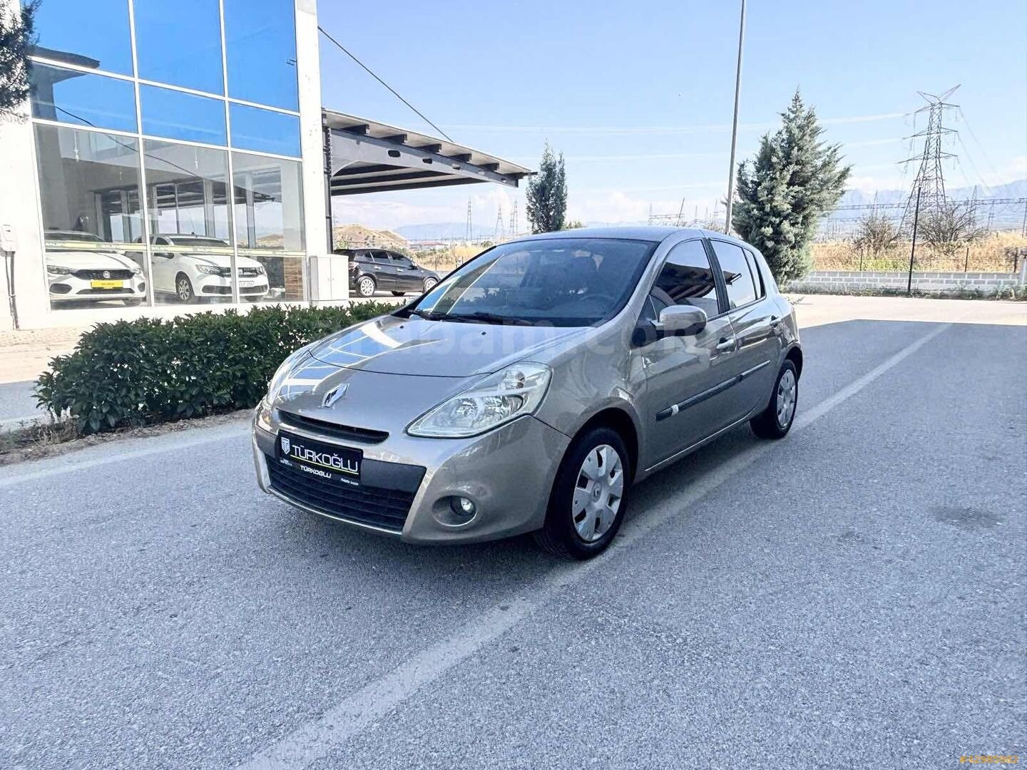 TÜRKOĞLUNDAN OTOMATİK CLİO 1.2 16W 152 BİN KM ( K.KARTI TAKSİT) 4